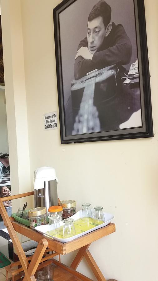 La Javanaise Home Stay Malioboro 요그야카르타 외부 사진
