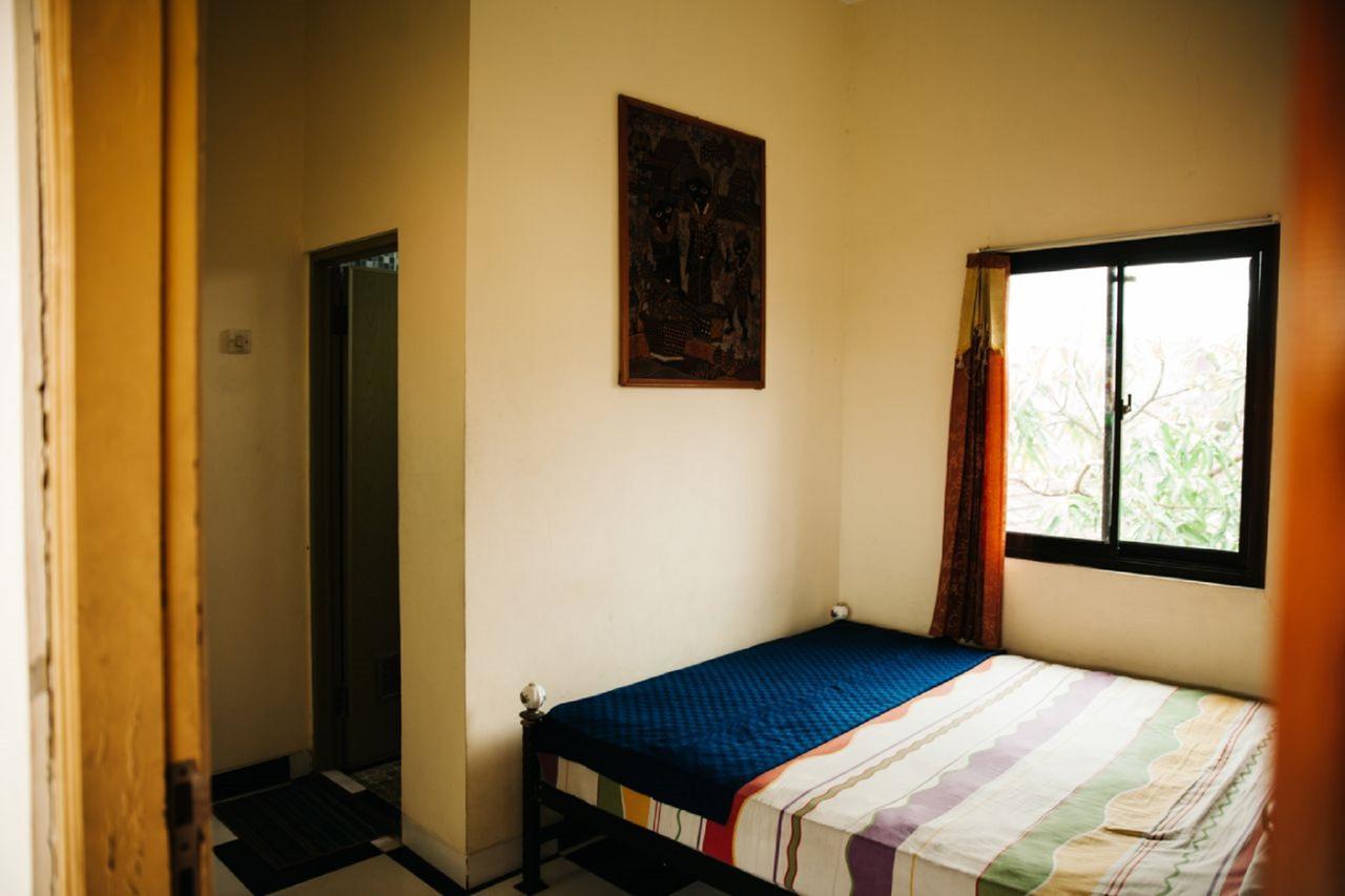 La Javanaise Home Stay Malioboro 요그야카르타 외부 사진